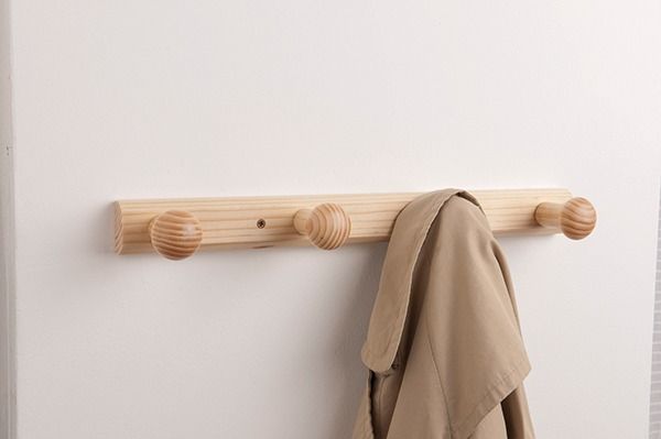 Houten Wandhanger 4 haken - Gelakt Grenen 1 Compactor