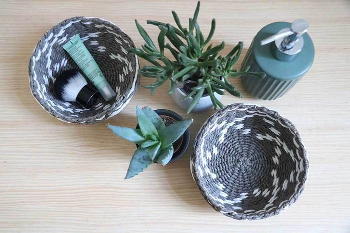 Ronde Opbergmand 'Yala'- Grijs/Wit 5 Compactor